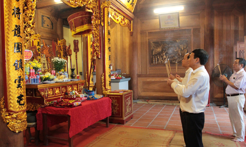 Miếu Đức Ông ở Quan Lạn
