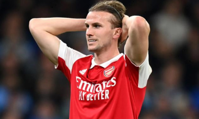Bán 3 hậu vệ, Arsenal dự thu 50 triệu bảng