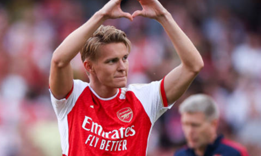 Arsenal chốt tương lai Odegaard