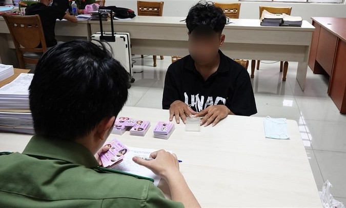 Dùng hình ảnh khiêu dâm để lừa đảo chiếm đoạt tài sản
