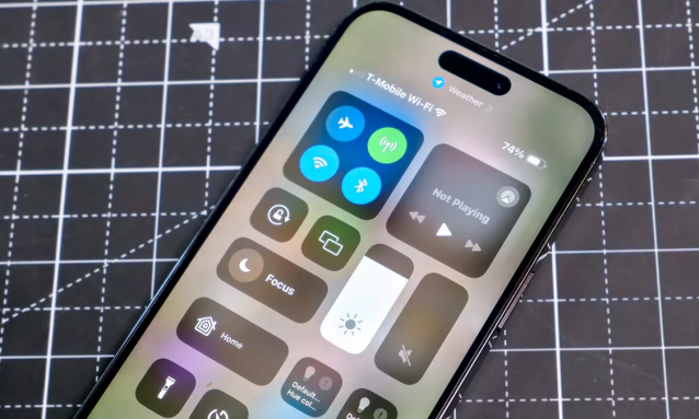 Nguy cơ bị hack khi chỉ tắt Bluetooth qua Control Center trên iPhone