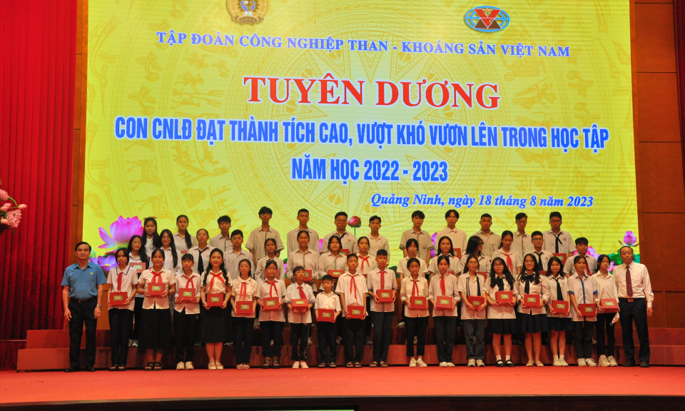 TKV: Tuyên dương con CNLĐ đạt thành tích cao trong học tập