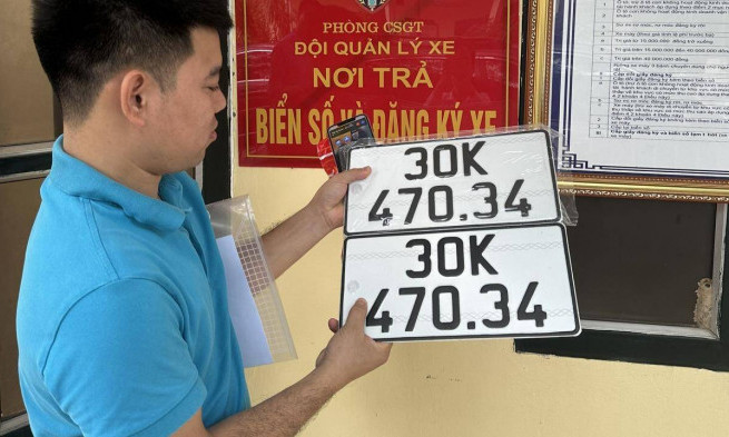 Sang tên đổi chủ ô tô thêm thủ tục, chi phí gì sau ngày định danh biển số?