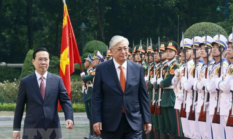 Chủ tịch nước chủ trì Lễ đón chính thức Tổng thống Cộng hòa Kazakhstan