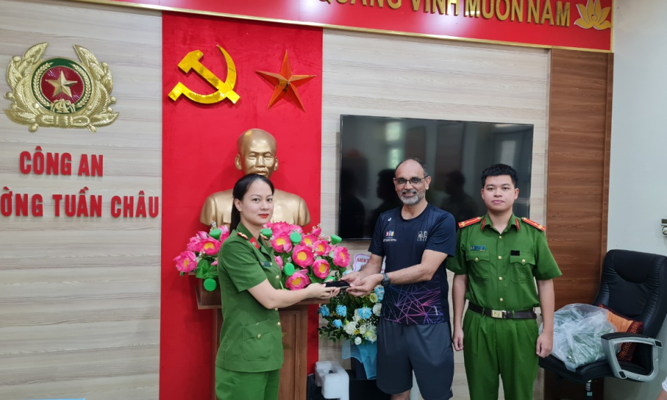 Lan tỏa hình ảnh Hạ Long thân thiện