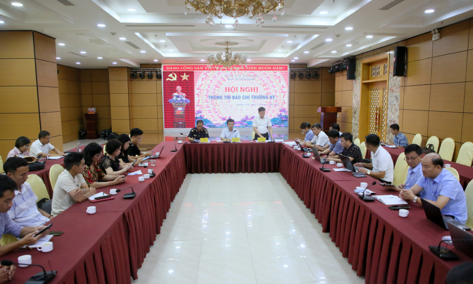 Tiếp tục tuyên truyền đậm nét về công tác thu hút đầu tư và thu ngân sách nhà nước