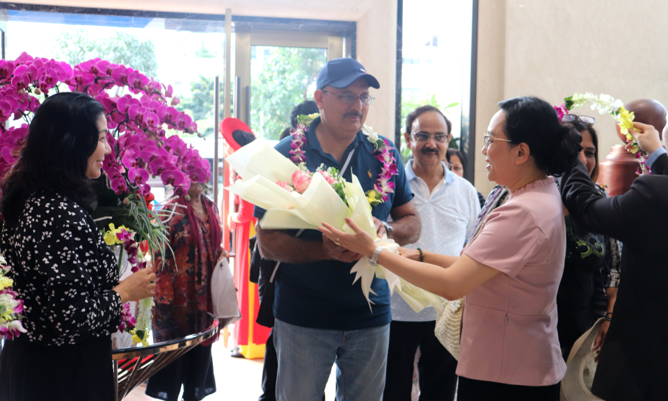 Quảng Ninh đón đoàn 32 khách du lịch Ấn Độ và người Hồi giáo