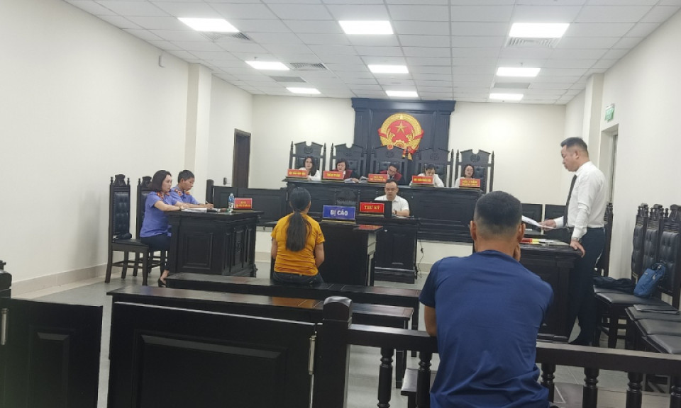 Ra tay tàn bạo với con đẻ, lĩnh án 13 năm tù