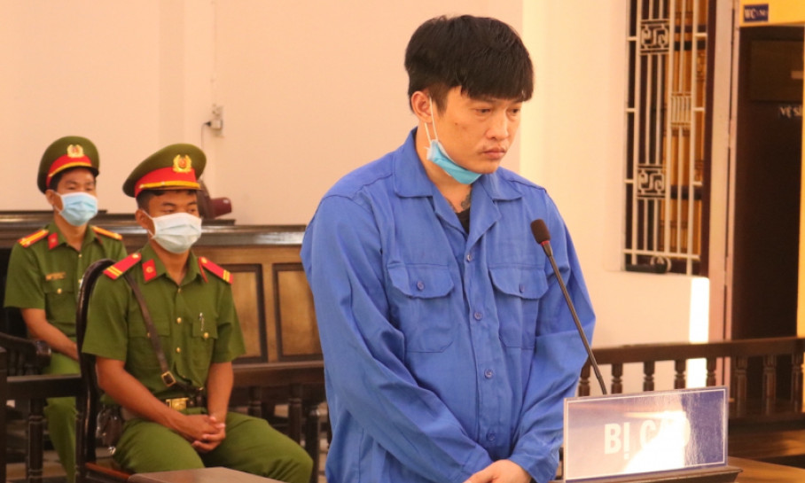 Cậu ruột lãnh án vì chém cháu thương tích 63%