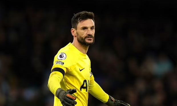Lloris từ chối rời Tottenham