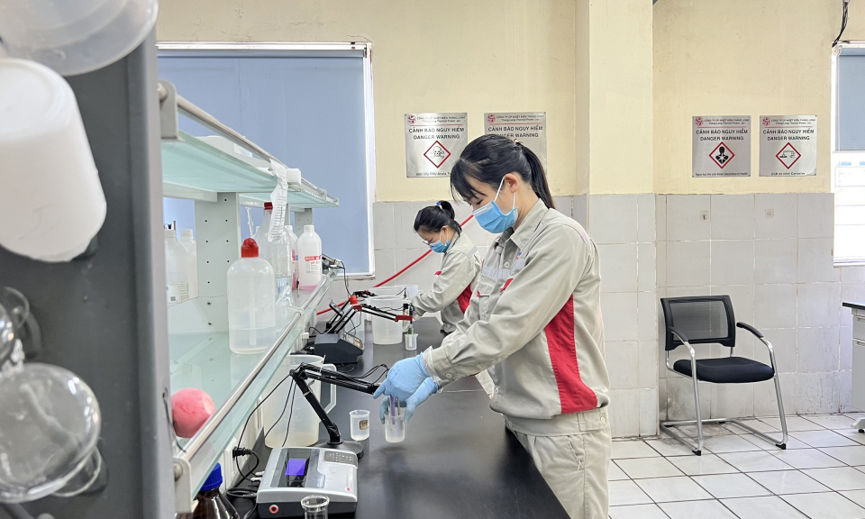 Xây dựng quan hệ lao động hài hoà trong doanh nghiệp