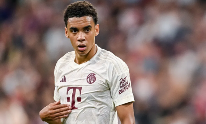 Bayern báo tin "sét đánh" về ngôi sao trụ cột