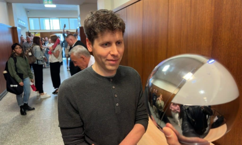 Dự án 'quả cầu ma thuật' của Sam Altman có nguy cơ chết yểu