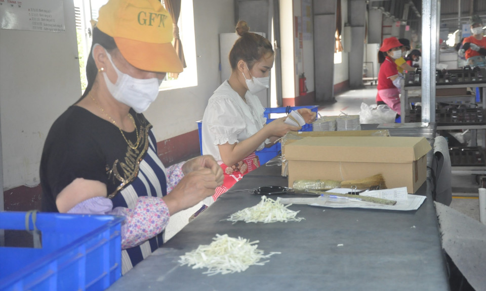 Cách tính tiền lương trả theo tuần cho người lao động