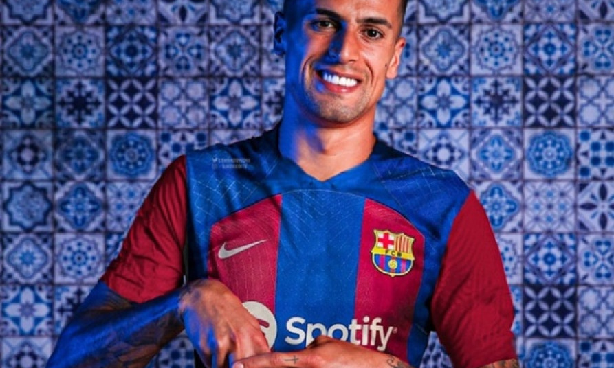 Cancelo rời Man City