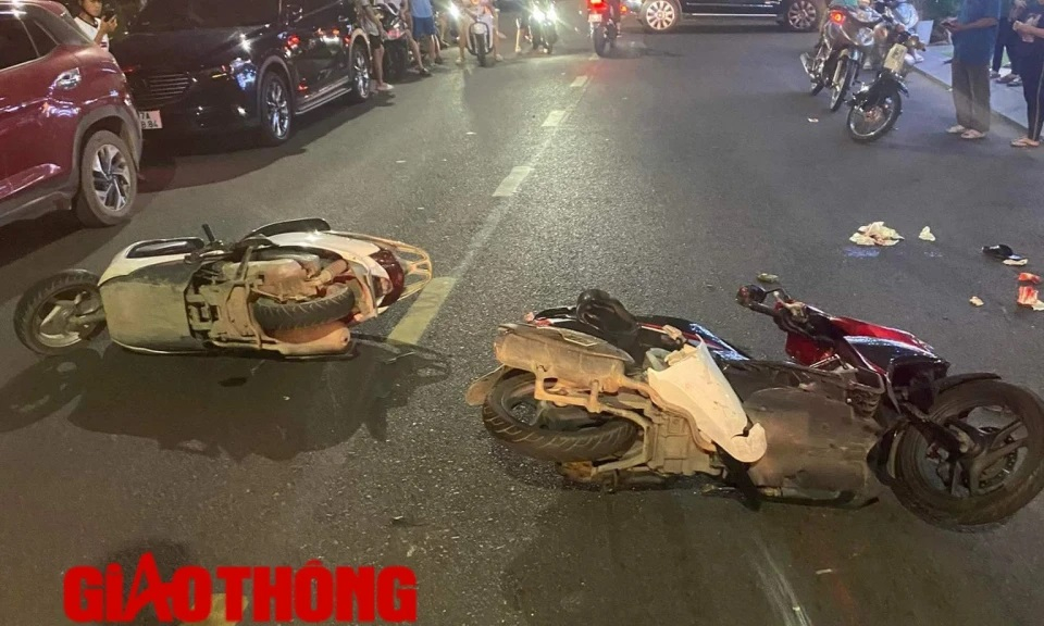 Hai xe máy va chạm giữa phố Quy Nhơn, một người tử vong