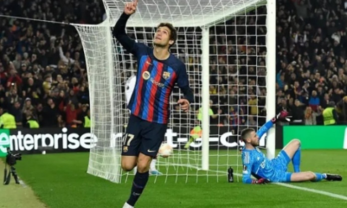 Man Utd gửi đề nghị chiêu mộ Alonso