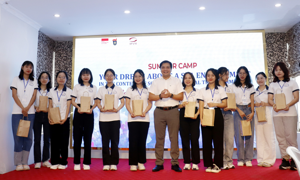 Tổ chức trại hè khoa học SETY 2023