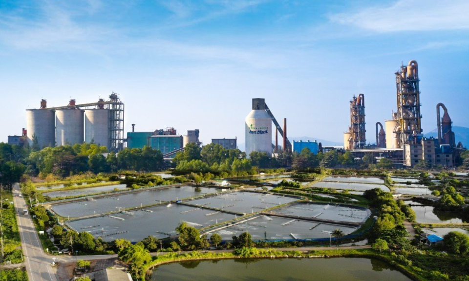 Gắn sản xuất với bảo vệ môi trường bền vững   
