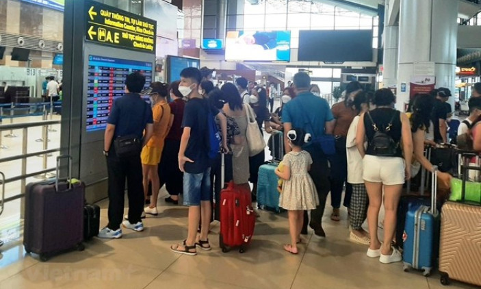 Từ ngày mai, 1-9: Chuyến bay bị delay 5 tiếng trở lên hành khách được hoàn tiền