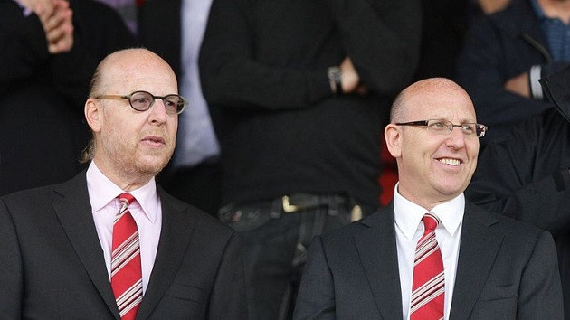 Man Utd debts ‘reach £1billion’ under Glazers after takeover talks stall and share price plummets - Bóng Đá