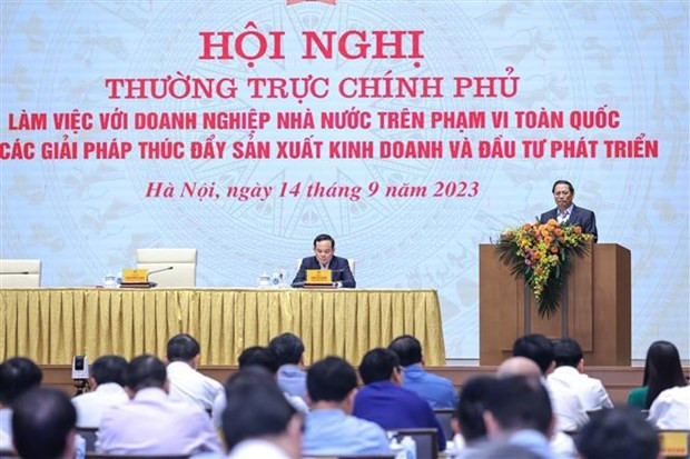 PM chairs meeting to seek solutions to improve State-owned enterprises' performance hinh anh 2