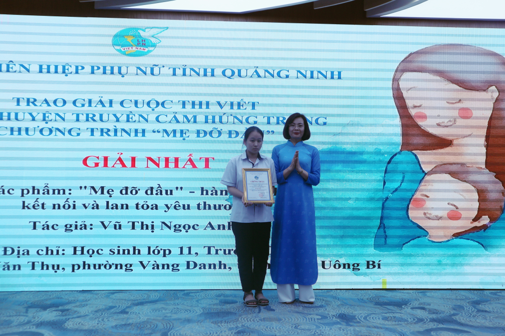 Vũ Ngọc Anh, học sinh trường THPT Hoàng Văn Thụ, TP Uông Bí đạt giải nhất cuộc thi