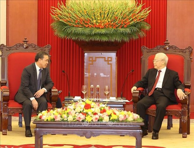 Party chief receives outgoing Lao ambassador hinh anh 1
