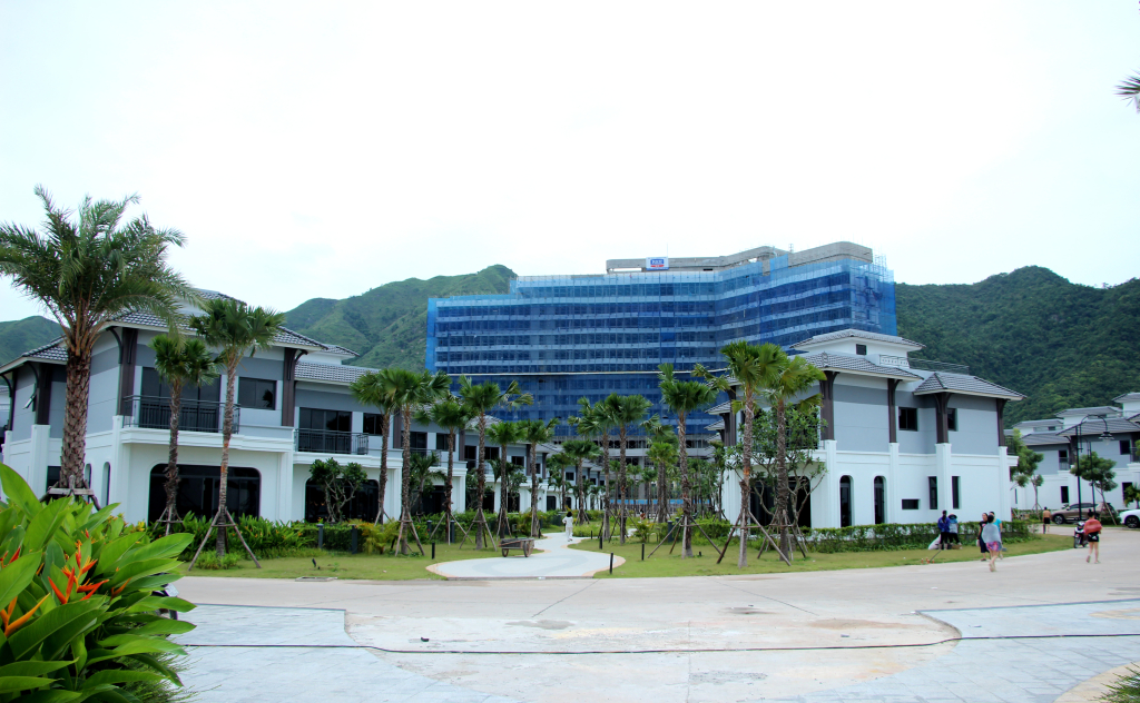 Tổ hợp du lịch nghỉ dưỡng Sonasea Vân Đồn Harbor City tại KKT Vân Đồn đang được triển khai đầu tư. Ảnh: Mạnh Trường