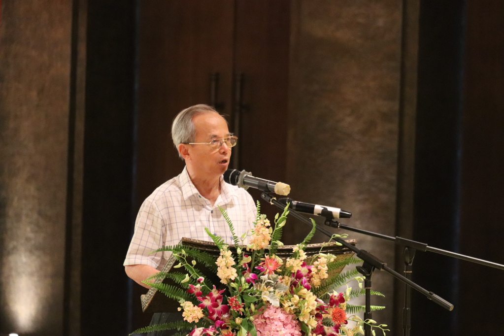 GS,TS Đinh Xuân Dũng, nguyên Phó Chủ tịch Hội đồng Lý luận, phê bình văn học, nghệ thuật Trung ương