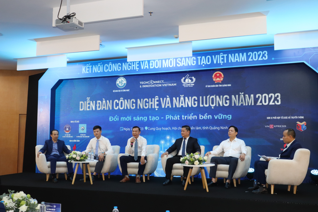 Tọa đàm trao đổi về giải pháp và chính sách hỗ trợ của Việt Nam trong nghiên cứu ứng dụng công nghệ năng lượng.