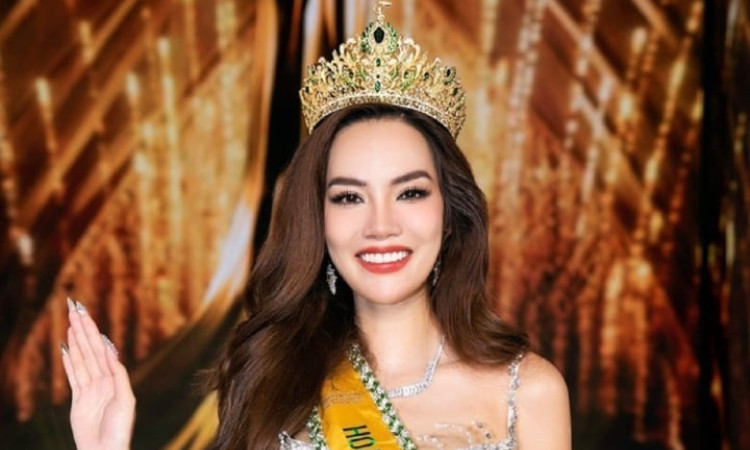 Không đâu như Việt Nam, chưa đầy 1 tuần thêm 3 Hoa hậu, 12 Á hậu