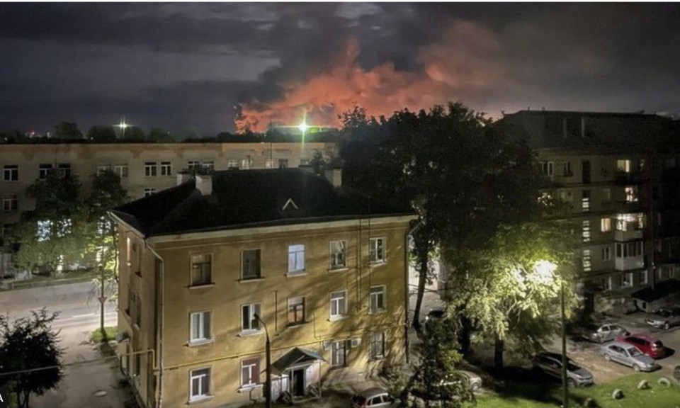 Kiev xác nhận tấn công căn cứ không quân, chọc thủng phòng tuyến của Nga