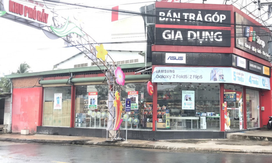 Phi vụ đột nhập bất thành cửa hàng FPT ở Tiền Giang