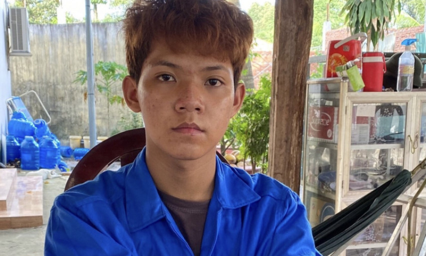 Trộm hàng trăm triệu đồng để đi du dịch và ăn nhà hàng