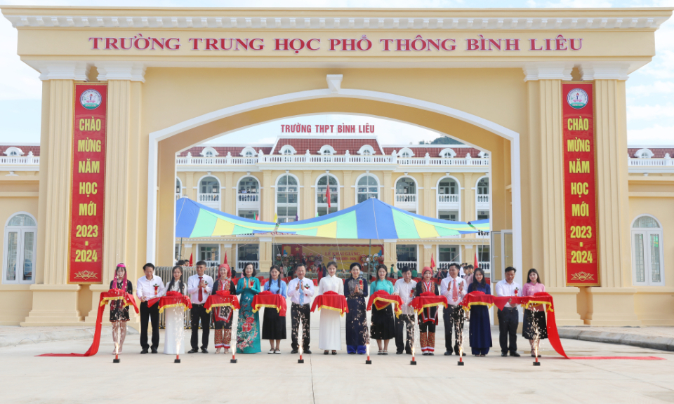 Tăng cường cơ sở vật chất, đảm bảo chất lượng các hoạt động giáo dục 