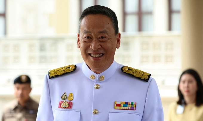 Tân Thủ tướng Thái tuyên thệ nhậm chức