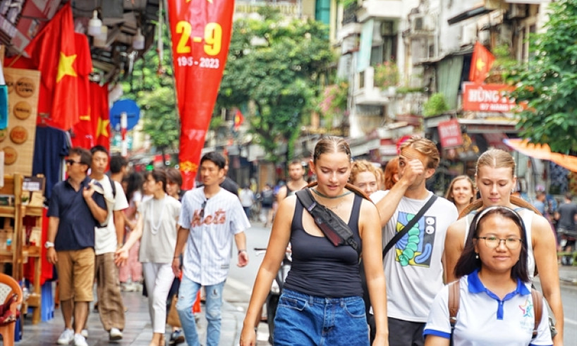 Localities welcome 2.5 million tourists during National Day holiday