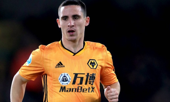 Vừa ký hợp đồng mới, mục tiêu Arsenal đã rời Premier League