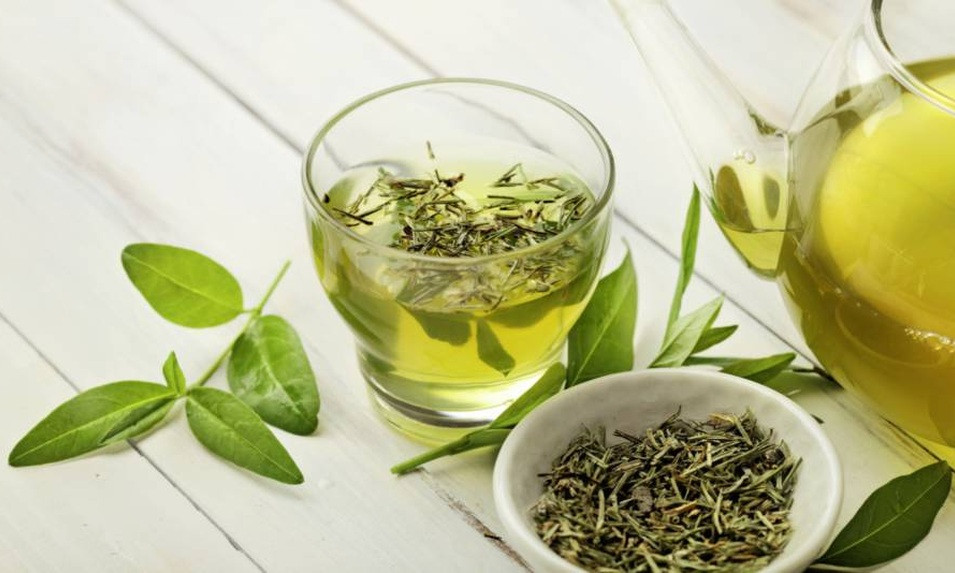 Trà xanh tốt nhưng bạn cần biết điều này để không hại gan