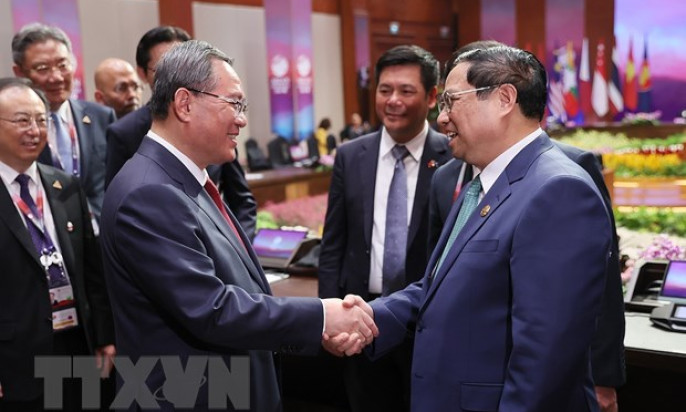 Thủ tướng: Việt Nam coi quan hệ với Trung Quốc là ưu tiên hàng đầu