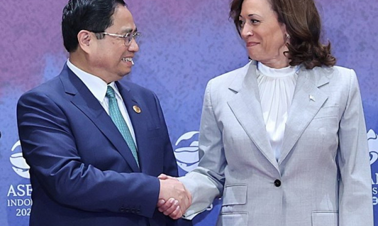 Thủ tướng Chính phủ Phạm Minh Chính gặp Phó Tổng thống Hoa Kỳ