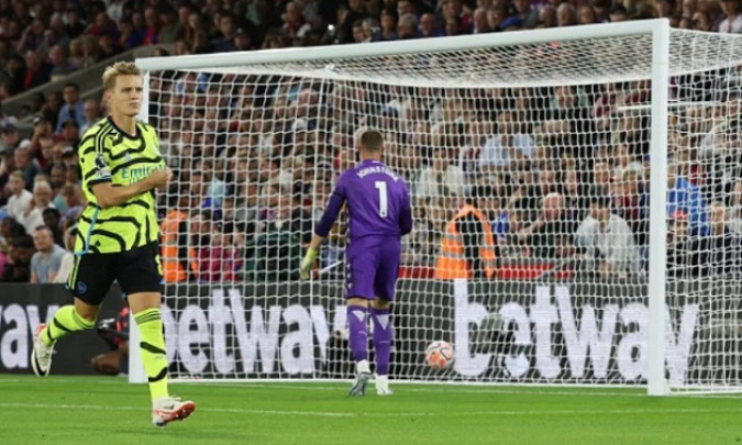 Nicolas Pepe bị tống khứ là tin mừng cho Odegaard