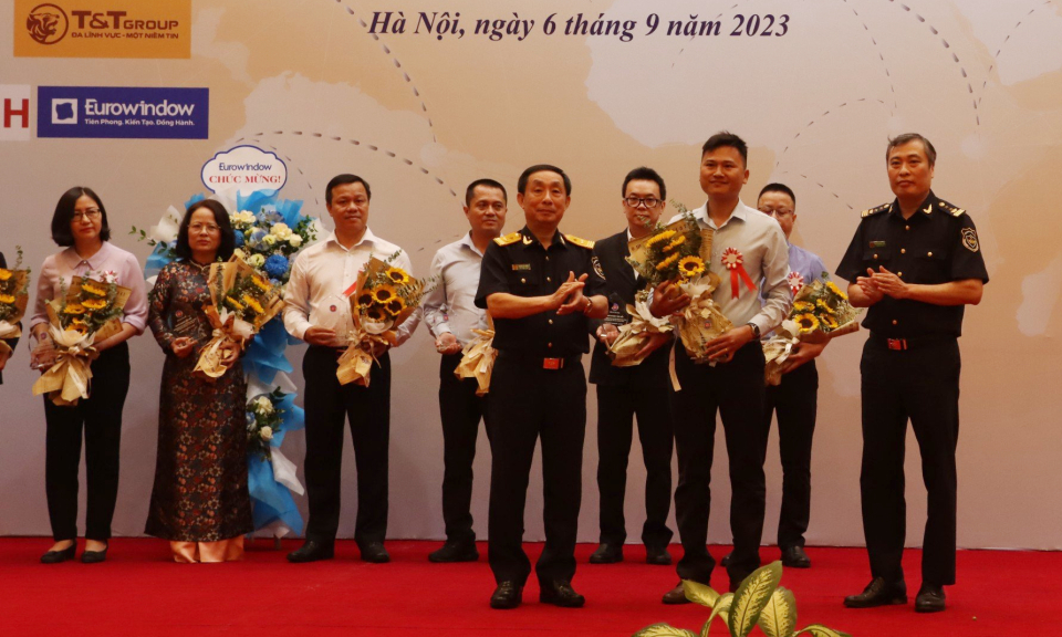 Quảng Ninh có một doanh nghiệp được vinh danh tại Diễn đàn Hải quan - Doanh nghiệp năm 2023