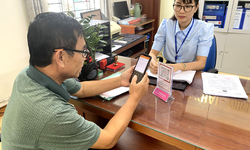 Đẩy mạnh chuyển đổi số từ cơ sở