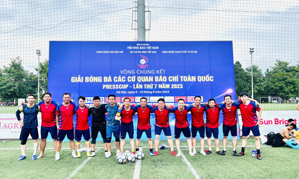 Lần đầu tiên đội bóng đá Hội nhà báo tỉnh Quảng Ninh vào bán kết Giải bóng đá báo chí toàn quốc - Press Cup 2023 lần thứ 7