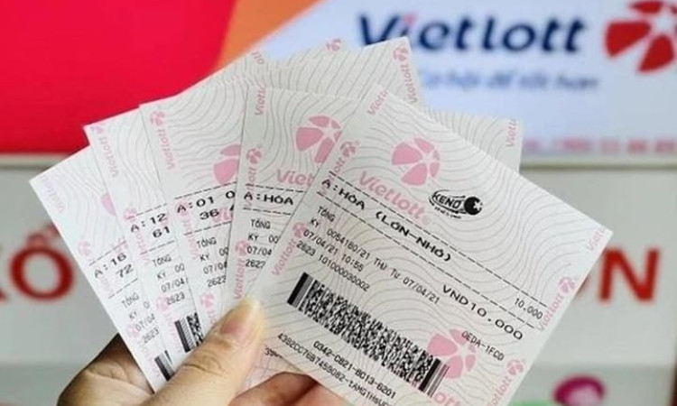 Mua bán vé xổ số online ‘không quản được thì cấm', Bộ Tài chính nói gì?