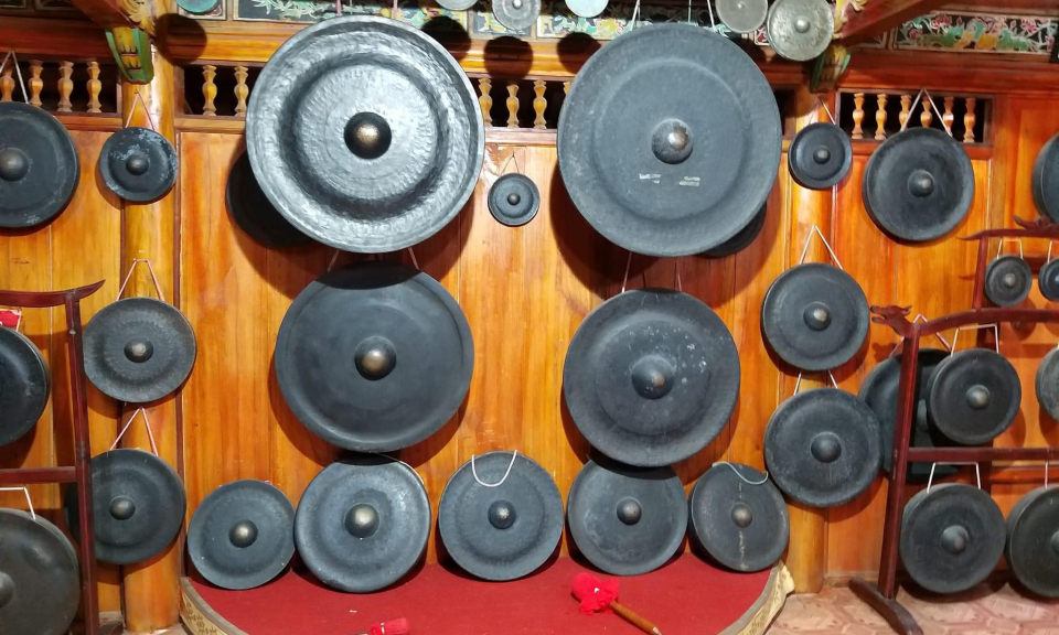 Một chuyến ngược xứ Mường