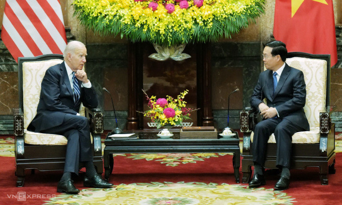 Ông Biden đăng thông điệp cảm ơn sau khi rời Việt Nam