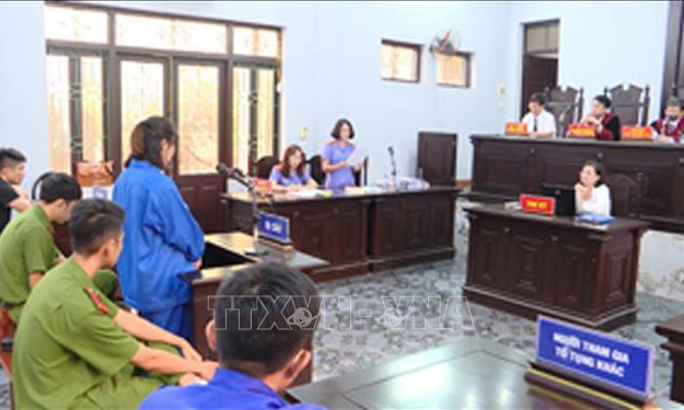 Vụ án 3 con gái đốt nhà mẹ đẻ ở Hưng Yên: Tuyên phạt người con gái út 22 năm 6 tháng tù